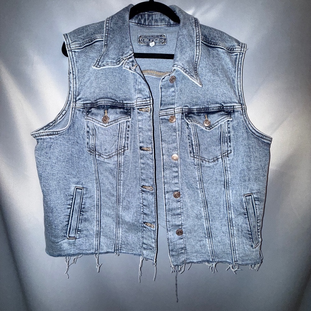 👠 3 for $ 30👠 NWOT Maurice's Denim Jacket Vest 👠 3 for $ 30👠